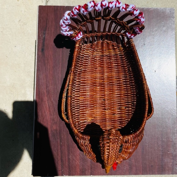 Handwoven Wooden macrame centerpiece - Picture 5 of 5